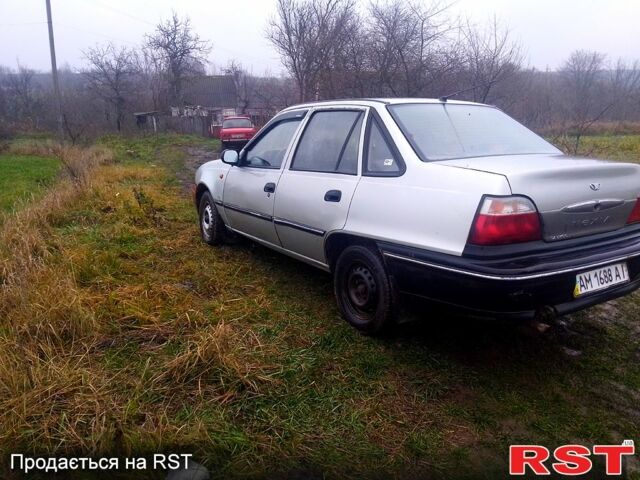 Серый Дэу Нексия, объемом двигателя 1.5 л и пробегом 167 тыс. км за 1050 $, фото 5 на Automoto.ua