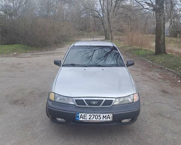 Серый Дэу Нексия, объемом двигателя 1.5 л и пробегом 205 тыс. км за 1600 $, фото 1 на Automoto.ua
