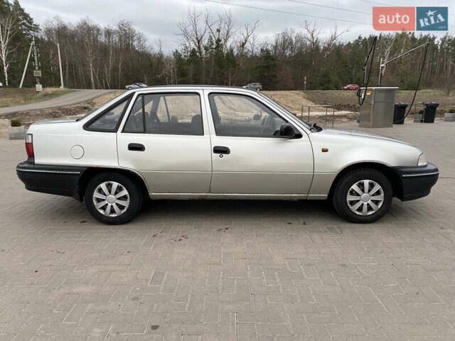 Серый Дэу Нексия, объемом двигателя 1.5 л и пробегом 273 тыс. км за 1650 $, фото 7 на Automoto.ua