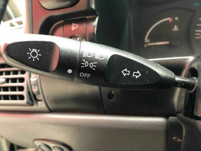 Сірий Деу Нексія, об'ємом двигуна 0 л та пробігом 273 тис. км за 1990 $, фото 18 на Automoto.ua