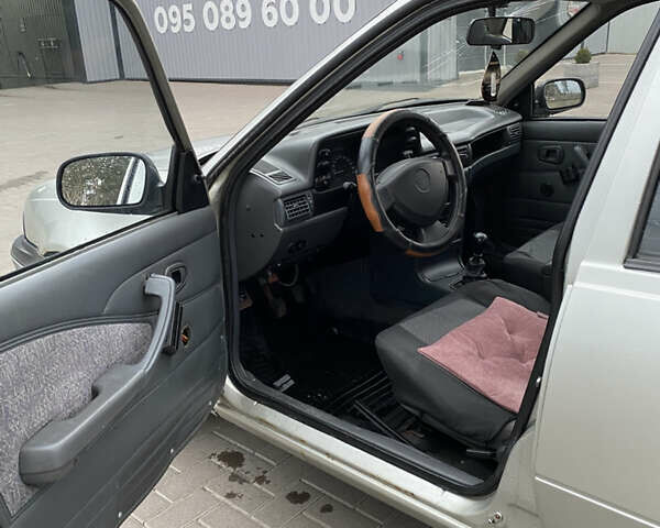 Серый Дэу Нексия, объемом двигателя 1.5 л и пробегом 273 тыс. км за 1650 $, фото 9 на Automoto.ua