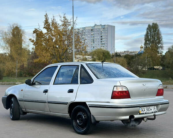 Серый Дэу Нексия, объемом двигателя 1.5 л и пробегом 158 тыс. км за 2300 $, фото 6 на Automoto.ua