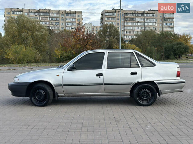 Серый Дэу Нексия, объемом двигателя 1.5 л и пробегом 158 тыс. км за 2300 $, фото 7 на Automoto.ua