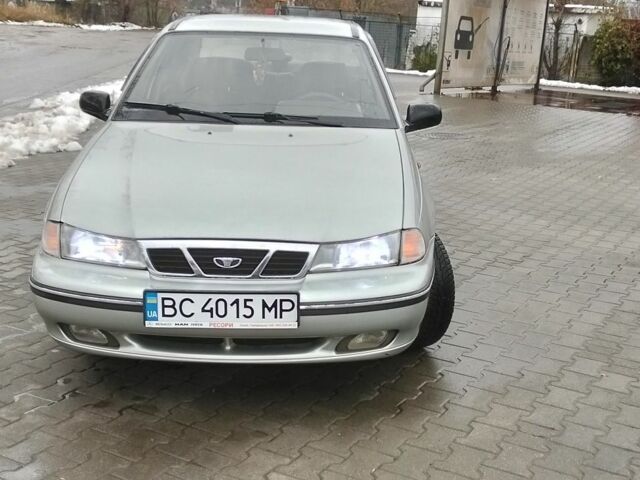 Сірий Деу Нексія, об'ємом двигуна 1.5 л та пробігом 95 тис. км за 1650 $, фото 2 на Automoto.ua