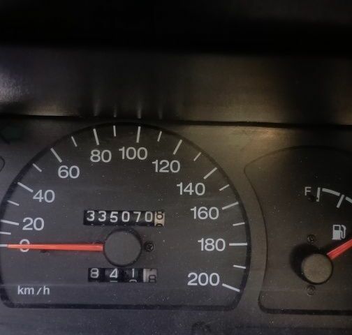 Серый Дэу Нексия, объемом двигателя 1.5 л и пробегом 335 тыс. км за 1194 $, фото 11 на Automoto.ua