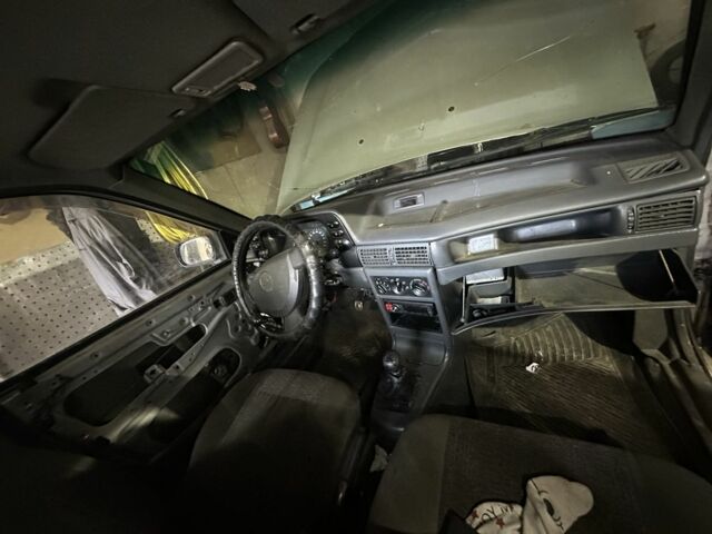 Сірий Деу Нексія, об'ємом двигуна 1.5 л та пробігом 60 тис. км за 700 $, фото 3 на Automoto.ua