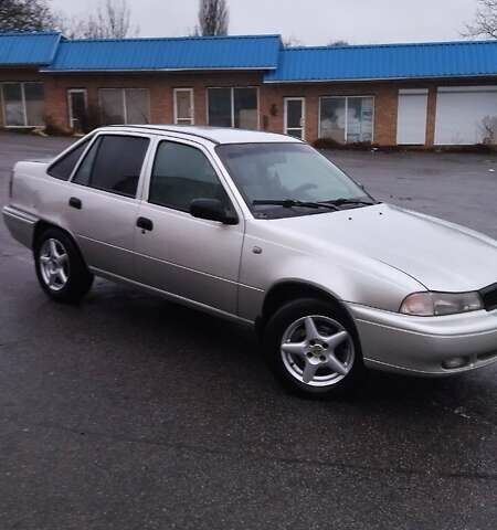 Сірий Деу Нексія, об'ємом двигуна 1.5 л та пробігом 334 тис. км за 2100 $, фото 2 на Automoto.ua