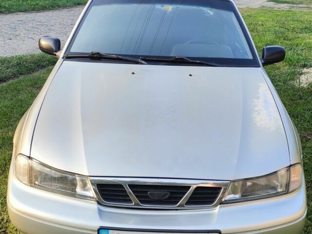 Серый Дэу Нексия, объемом двигателя 0.15 л и пробегом 210 тыс. км за 1200 $, фото 1 на Automoto.ua