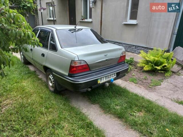 Серый Дэу Нексия, объемом двигателя 1.5 л и пробегом 153 тыс. км за 1900 $, фото 5 на Automoto.ua