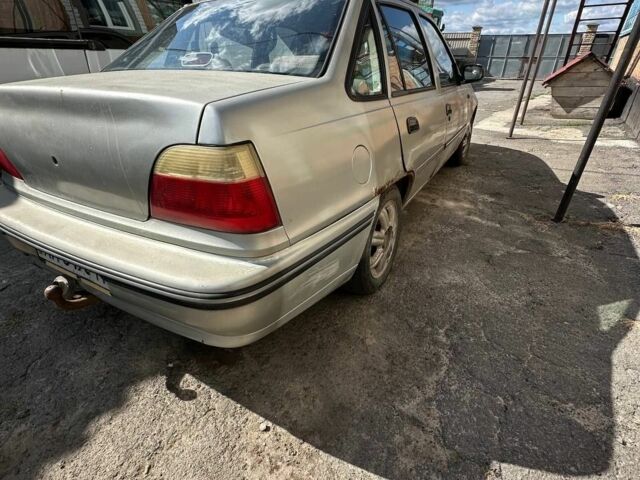 Сірий Деу Нексія, об'ємом двигуна 1.5 л та пробігом 185 тис. км за 700 $, фото 3 на Automoto.ua