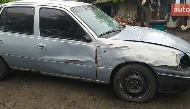 Серый Дэу Нексия, объемом двигателя 1.5 л и пробегом 334 тыс. км за 333 $, фото 7 на Automoto.ua