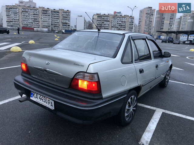 Сірий Деу Нексія, об'ємом двигуна 1.5 л та пробігом 330 тис. км за 1650 $, фото 5 на Automoto.ua