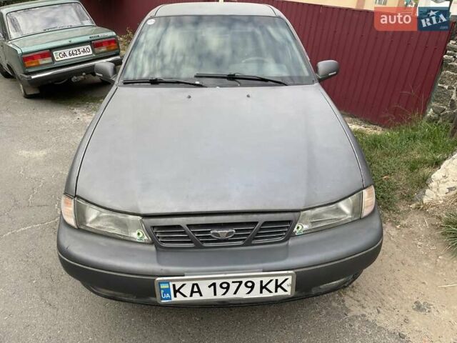 Сірий Деу Нексія, об'ємом двигуна 1.5 л та пробігом 270 тис. км за 1100 $, фото 1 на Automoto.ua