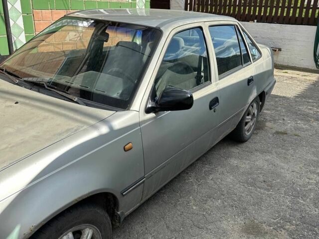 Сірий Деу Нексія, об'ємом двигуна 1.5 л та пробігом 185 тис. км за 700 $, фото 5 на Automoto.ua