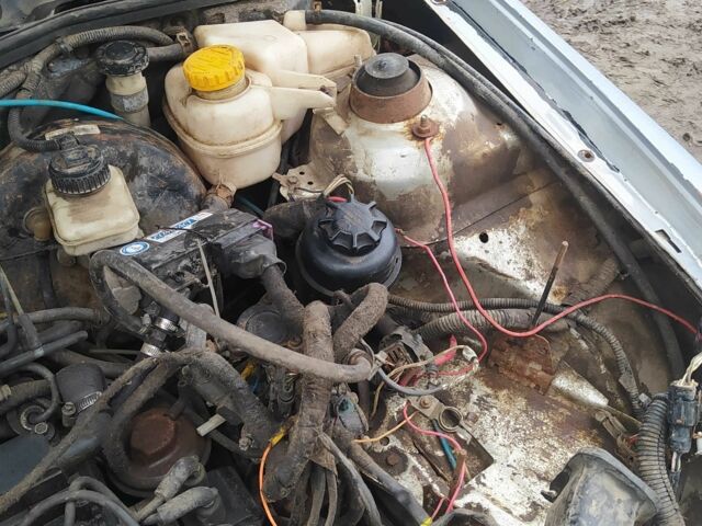 Серый Дэу Нексия, объемом двигателя 1.5 л и пробегом 334 тыс. км за 334 $, фото 12 на Automoto.ua