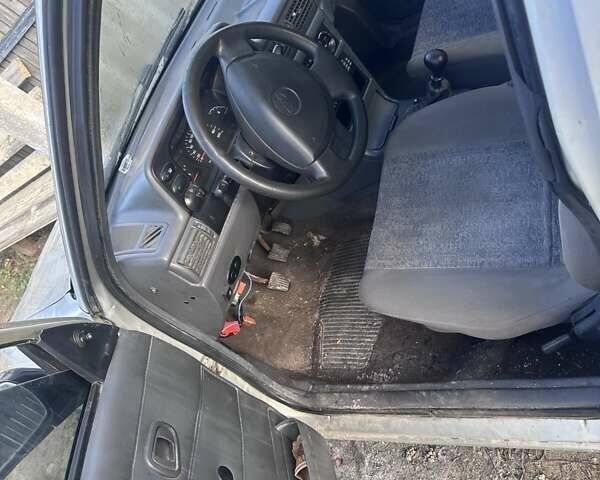 Серый Дэу Нексия, объемом двигателя 1.5 л и пробегом 284 тыс. км за 700 $, фото 5 на Automoto.ua