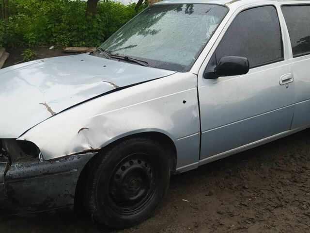 Серый Дэу Нексия, объемом двигателя 1.5 л и пробегом 334 тыс. км за 334 $, фото 5 на Automoto.ua