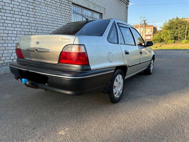 Сірий Деу Нексія, об'ємом двигуна 1.5 л та пробігом 194 тис. км за 2300 $, фото 1 на Automoto.ua