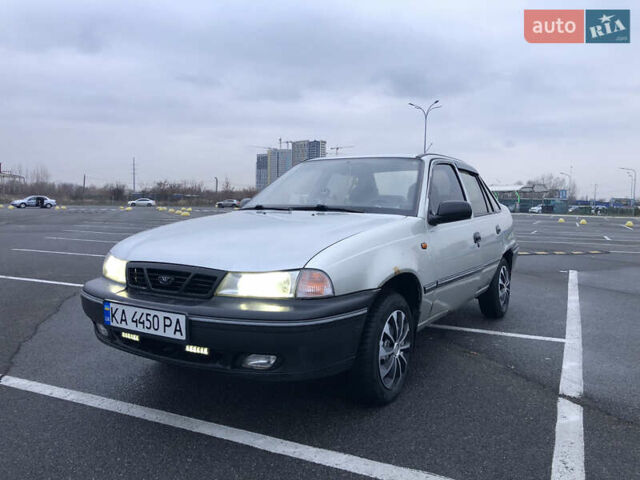 Сірий Деу Нексія, об'ємом двигуна 1.5 л та пробігом 330 тис. км за 1650 $, фото 4 на Automoto.ua