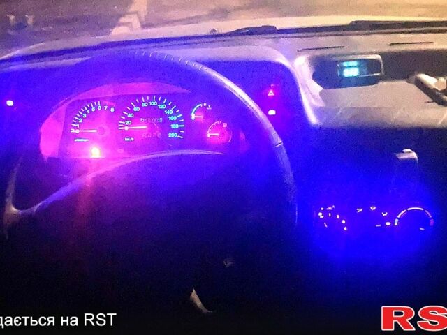 Серый Дэу Нексия, объемом двигателя 1.5 л и пробегом 396 тыс. км за 1100 $, фото 10 на Automoto.ua