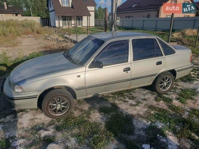 Серый Дэу Нексия, объемом двигателя 1.5 л и пробегом 244 тыс. км за 2000 $, фото 5 на Automoto.ua