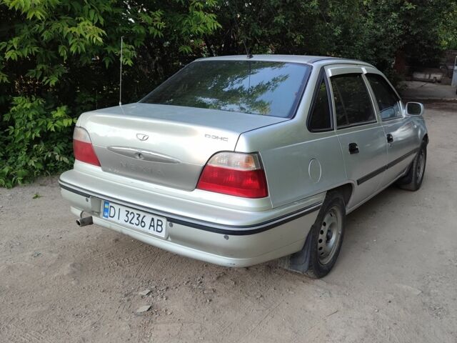Сірий Деу Нексія, об'ємом двигуна 1.5 л та пробігом 387 тис. км за 1100 $, фото 6 на Automoto.ua