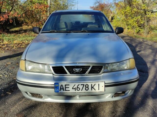 Деу Нексія 2007 у Синельниковом на Automoto.ua Сірий Деу Нексія, об'ємом двигуна 1.5 л та пробігом 1 тис. км за 1595 $, фото 9 на Automoto.ua