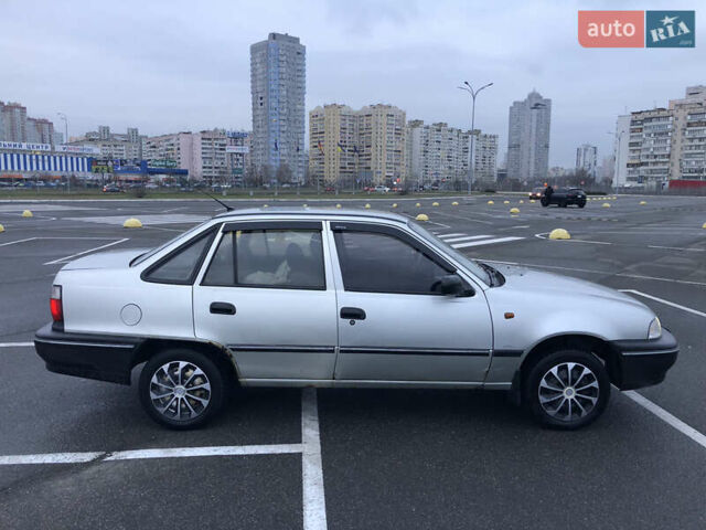 Сірий Деу Нексія, об'ємом двигуна 1.5 л та пробігом 330 тис. км за 1650 $, фото 11 на Automoto.ua