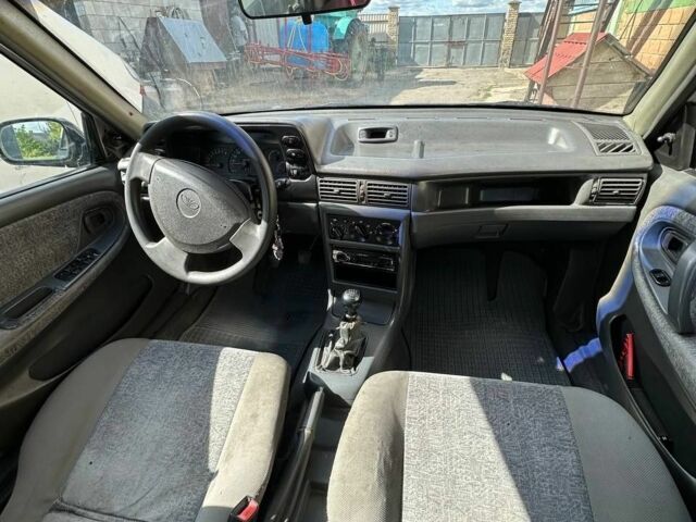 Сірий Деу Нексія, об'ємом двигуна 1.5 л та пробігом 185 тис. км за 700 $, фото 6 на Automoto.ua