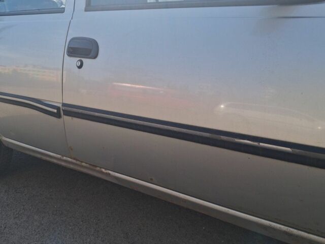 Серый Дэу Нексия, объемом двигателя 1.5 л и пробегом 200 тыс. км за 53000 $, фото 1 на Automoto.ua