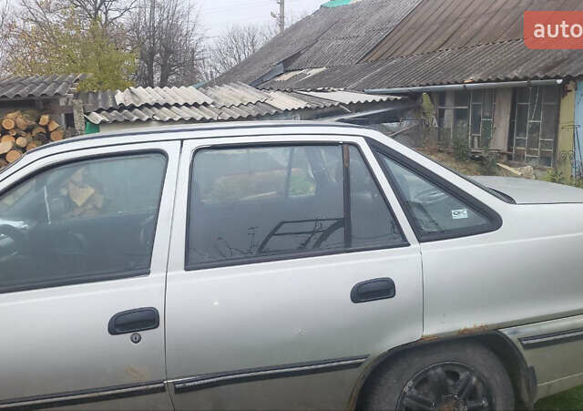 Сірий Деу Нексія, об'ємом двигуна 1.6 л та пробігом 178 тис. км за 750 $, фото 8 на Automoto.ua