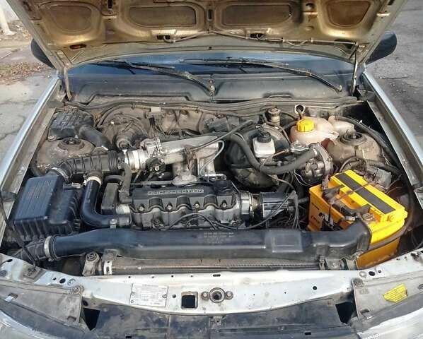 Сірий Деу Нексія, об'ємом двигуна 1.5 л та пробігом 304 тис. км за 1600 $, фото 7 на Automoto.ua