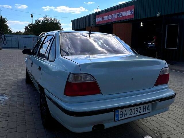 Сірий Деу Нексія, об'ємом двигуна 1.5 л та пробігом 330 тис. км за 1500 $, фото 3 на Automoto.ua