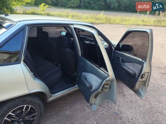 Сірий Деу Нексія, об'ємом двигуна 1.5 л та пробігом 150 тис. км за 2600 $, фото 14 на Automoto.ua