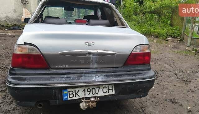 Серый Дэу Нексия, объемом двигателя 1.5 л и пробегом 334 тыс. км за 329 $, фото 6 на Automoto.ua