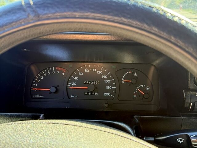 Сірий Деу Нексія, об'ємом двигуна 1.5 л та пробігом 294 тис. км за 1800 $, фото 4 на Automoto.ua