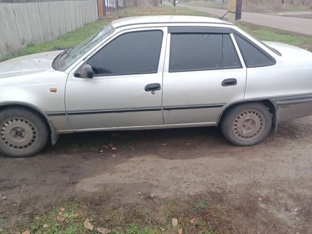 Серый Дэу Нексия, объемом двигателя 1.5 л и пробегом 145 тыс. км за 1538 $, фото 1 на Automoto.ua