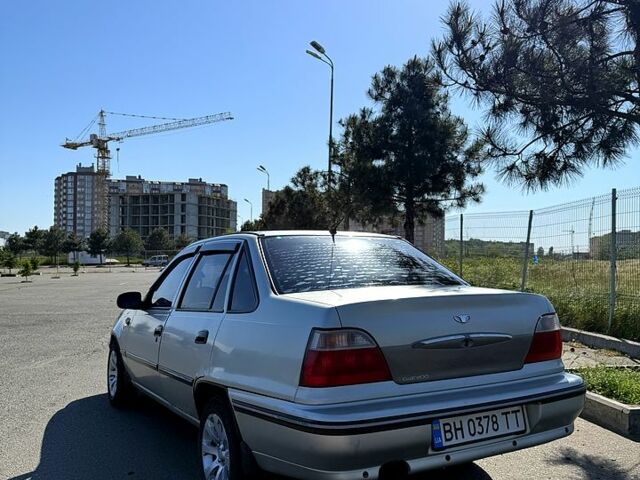 Серый Дэу Нексия, объемом двигателя 1.5 л и пробегом 294 тыс. км за 1800 $, фото 2 на Automoto.ua