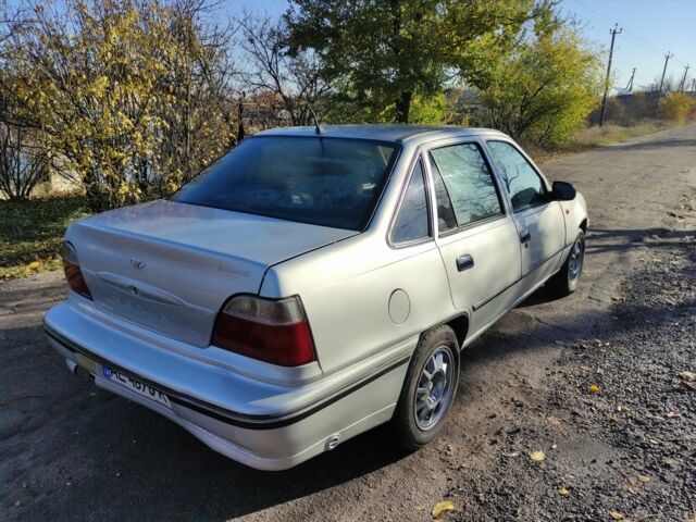 Деу Нексія 2007 у Синельниковом на Automoto.ua Сірий Деу Нексія, об'ємом двигуна 1.5 л та пробігом 1 тис. км за 1595 $, фото 8 на Automoto.ua