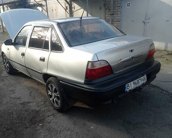 Сірий Деу Нексія, об'ємом двигуна 1.5 л та пробігом 304 тис. км за 1600 $, фото 2 на Automoto.ua