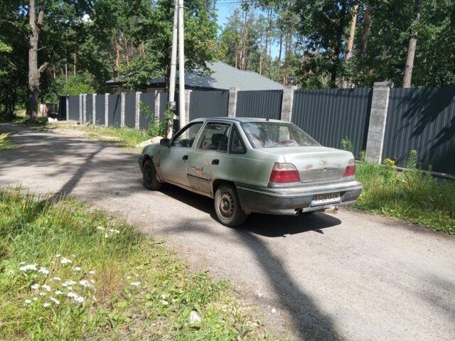 Серый Дэу Нексия, объемом двигателя 1.5 л и пробегом 340 тыс. км за 1000 $, фото 3 на Automoto.ua
