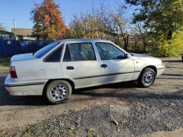 Деу Нексія 2007 у Синельниковом на Automoto.ua Сірий Деу Нексія, об'ємом двигуна 1.5 л та пробігом 1 тис. км за 1595 $, фото 10 на Automoto.ua