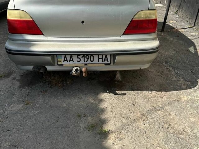 Сірий Деу Нексія, об'ємом двигуна 1.5 л та пробігом 185 тис. км за 700 $, фото 4 на Automoto.ua