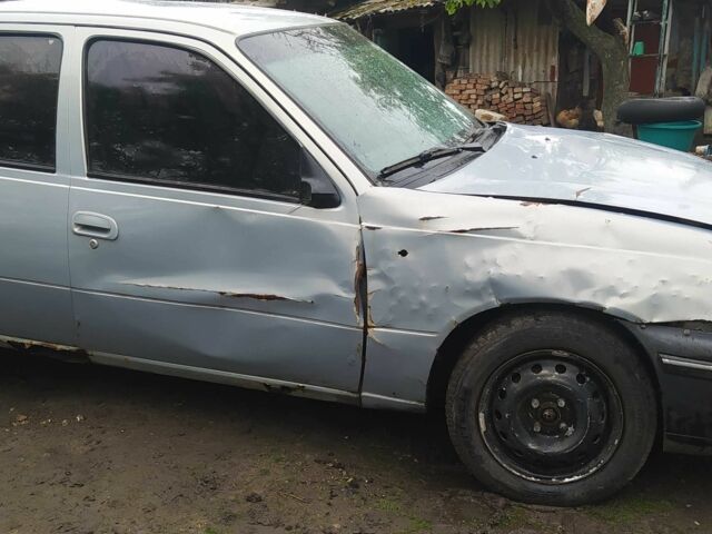 Серый Дэу Нексия, объемом двигателя 1.5 л и пробегом 334 тыс. км за 334 $, фото 6 на Automoto.ua