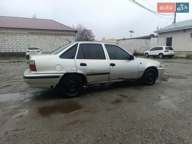 Сірий Деу Нексія, об'ємом двигуна 1.5 л та пробігом 200 тис. км за 800 $, фото 5 на Automoto.ua