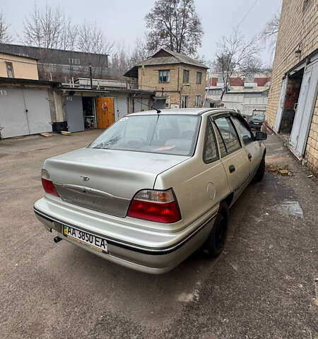 Серый Дэу Нексия, объемом двигателя 1.5 л и пробегом 179 тыс. км за 1750 $, фото 4 на Automoto.ua