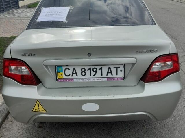 Сірий Деу Нексія, об'ємом двигуна 1.5 л та пробігом 220 тис. км за 2000 $, фото 2 на Automoto.ua