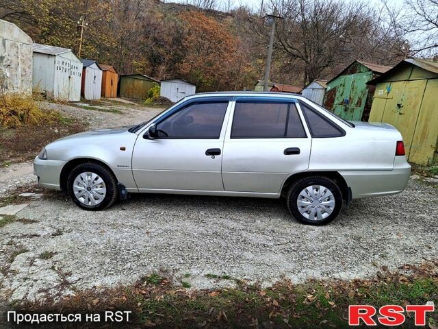 Серый Дэу Нексия, объемом двигателя 1.5 л и пробегом 117 тыс. км за 2400 $, фото 6 на Automoto.ua