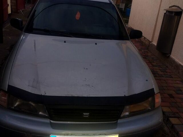 Серый Дэу Нексия, объемом двигателя 1.5 л и пробегом 327 тыс. км за 950 $, фото 1 на Automoto.ua