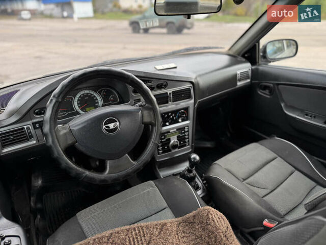 Деу Нексія 2008 у Верхнеднепровске на Automoto.ua Сірий Деу Нексія, об'ємом двигуна 1.5 л та пробігом 200 тис. км за 1700 $, фото 5 на Automoto.ua